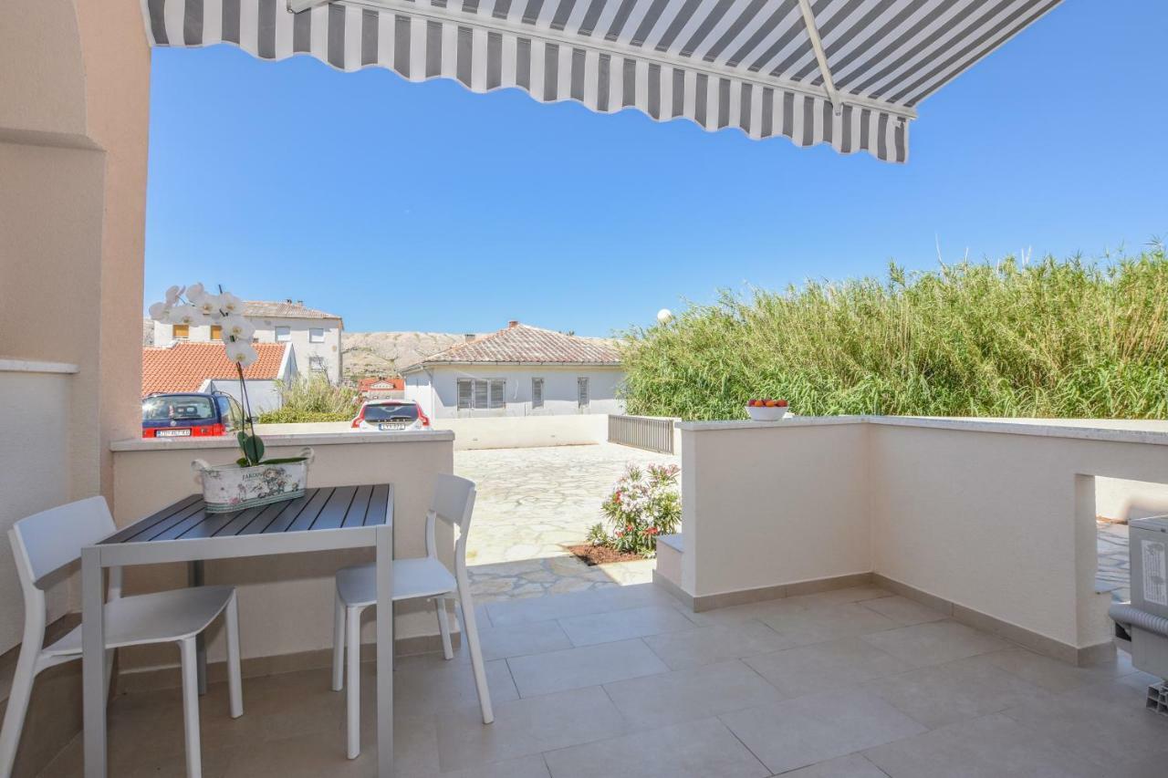 Villa Magena - Luxury Apartments In Pag Center 帕格 外观 照片