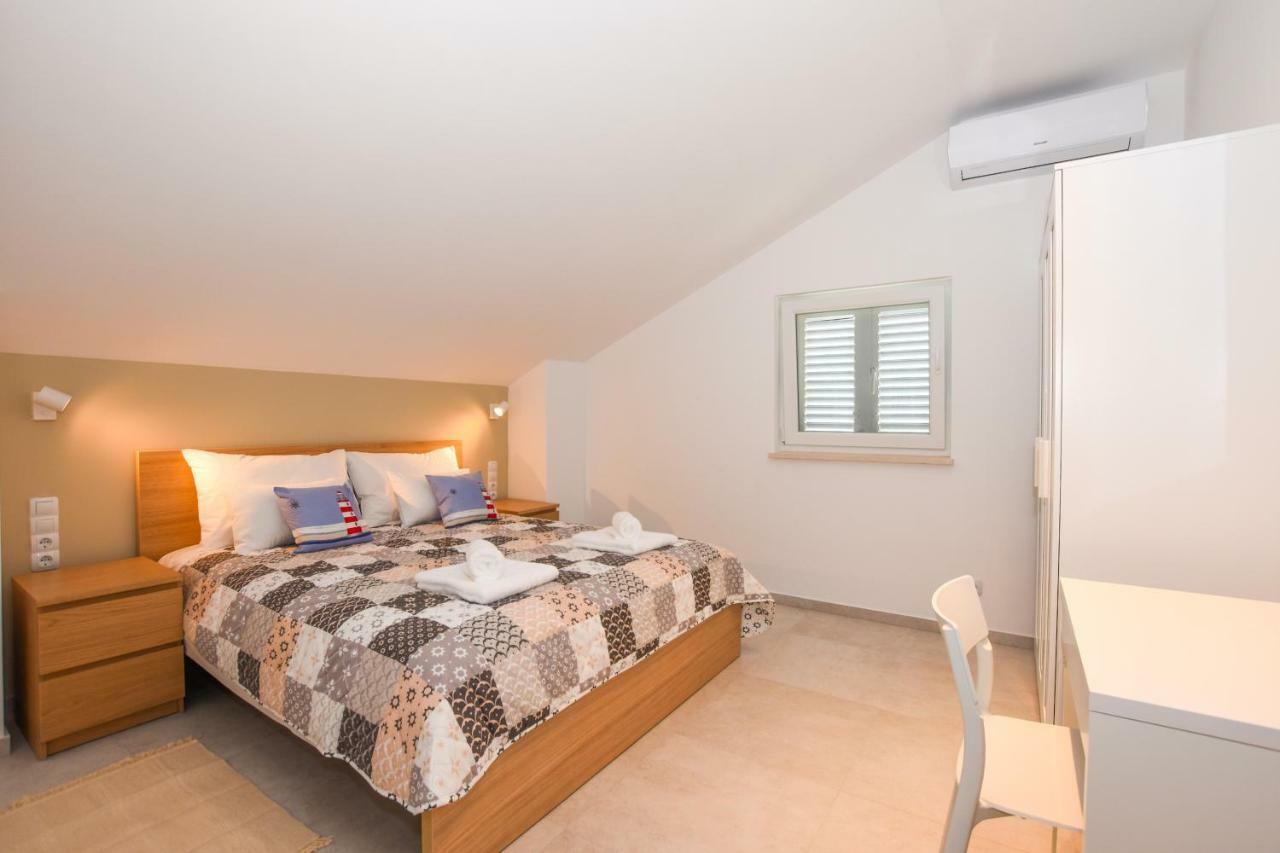 Villa Magena - Luxury Apartments In Pag Center 帕格 外观 照片