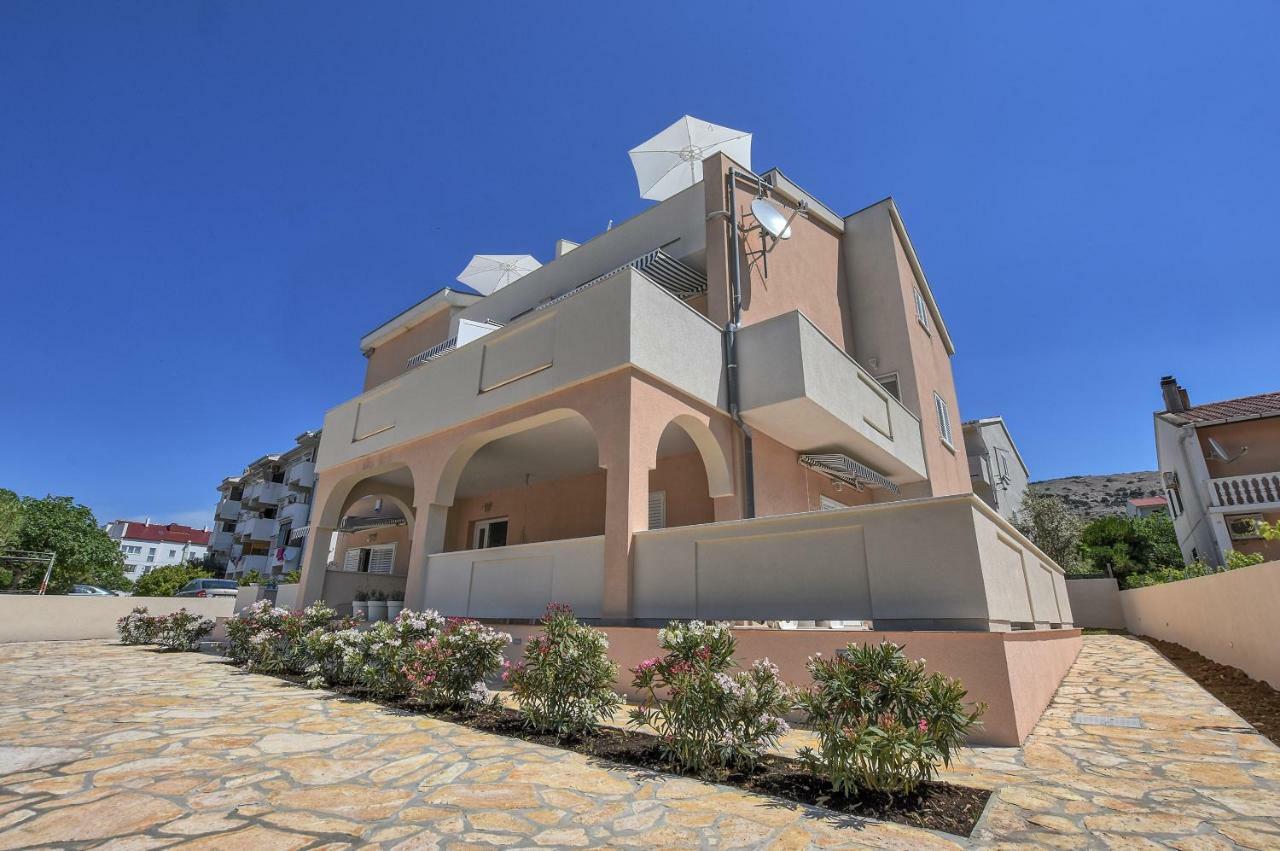 Villa Magena - Luxury Apartments In Pag Center 帕格 外观 照片