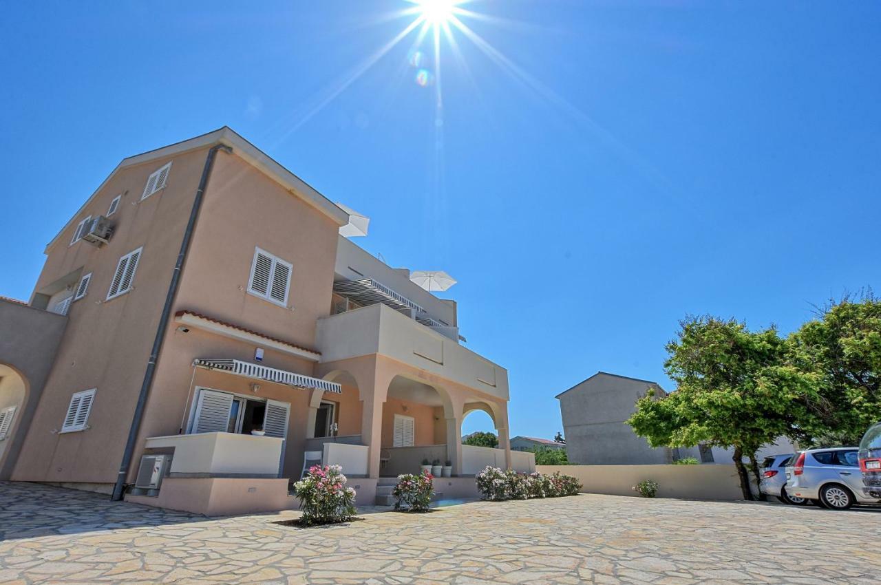 Villa Magena - Luxury Apartments In Pag Center 帕格 外观 照片