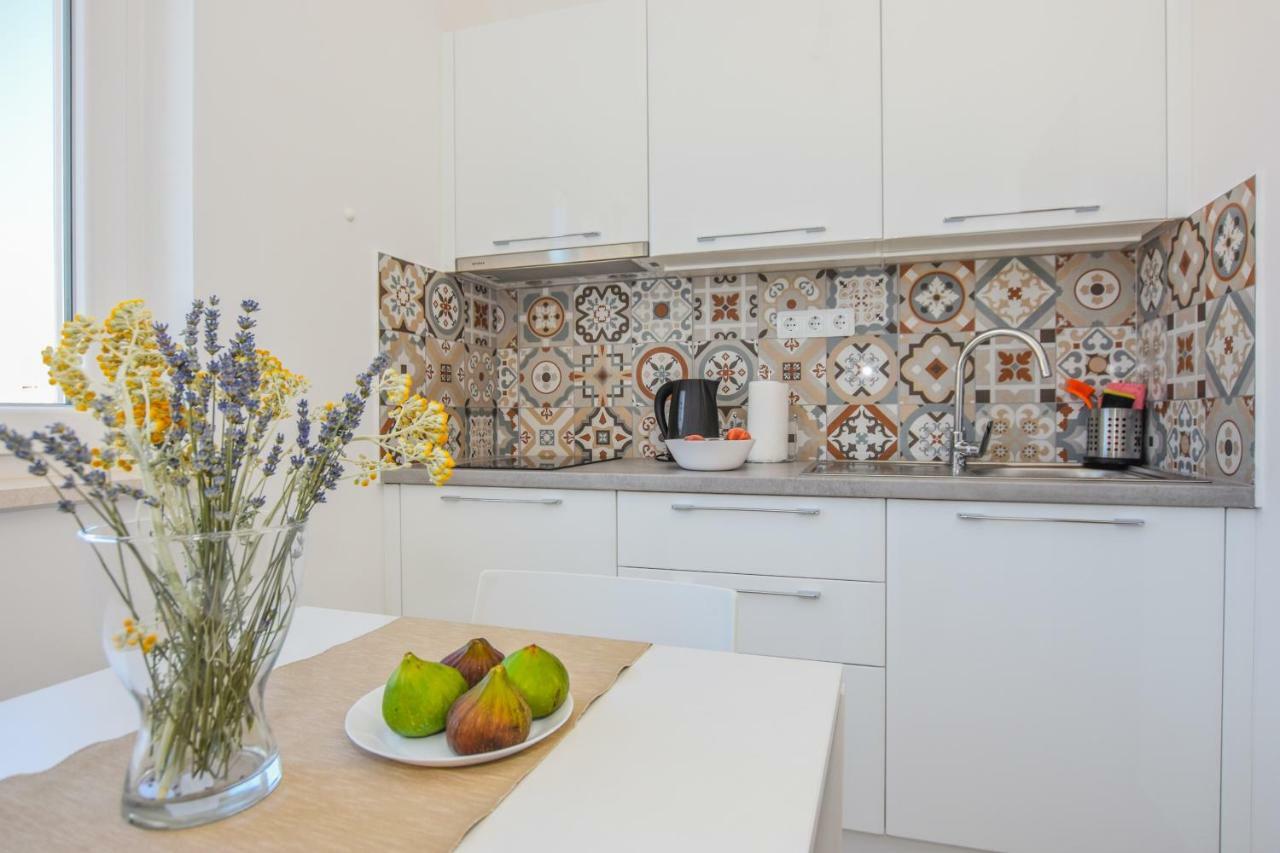 Villa Magena - Luxury Apartments In Pag Center 帕格 外观 照片