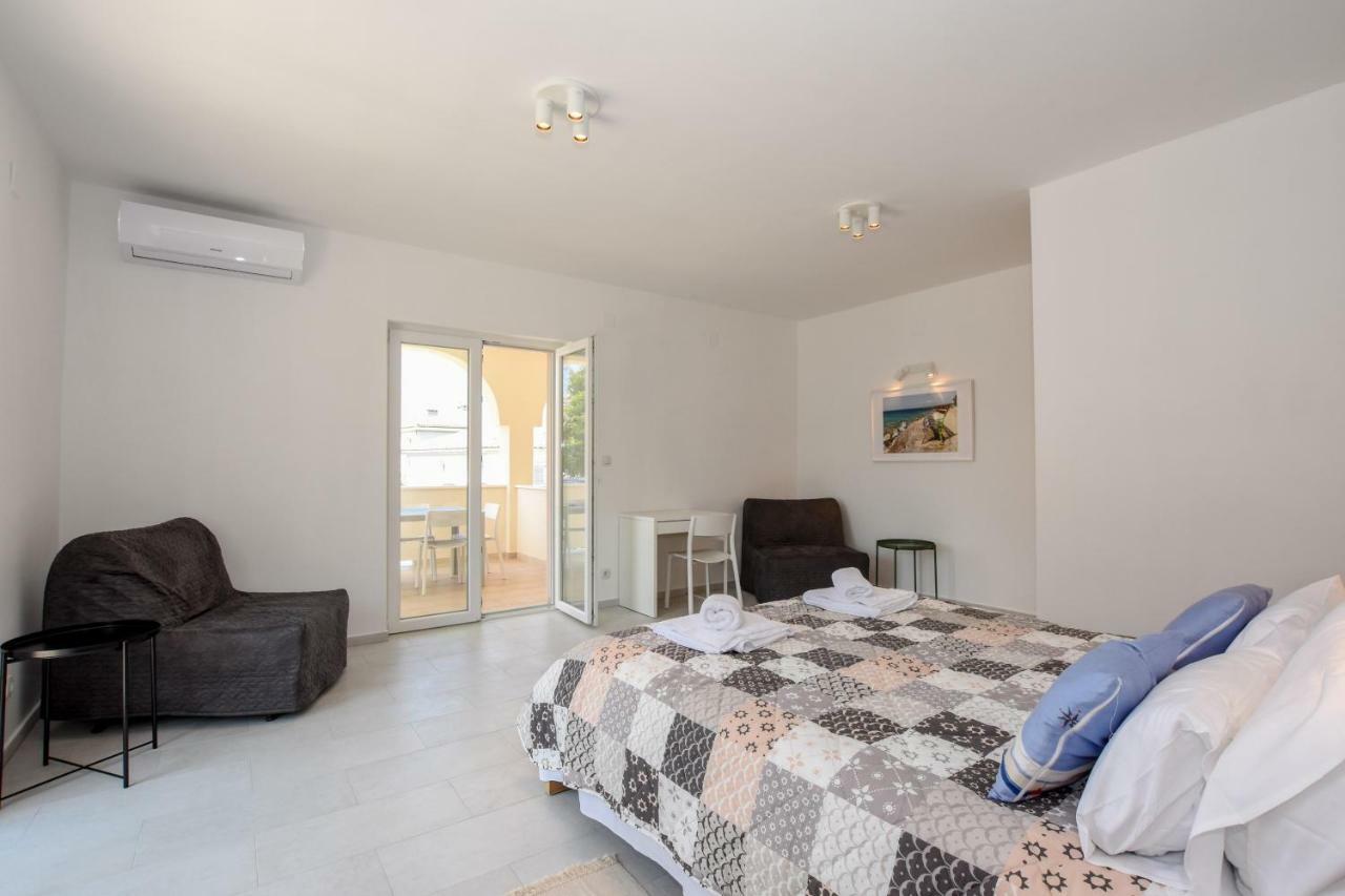 Villa Magena - Luxury Apartments In Pag Center 帕格 外观 照片