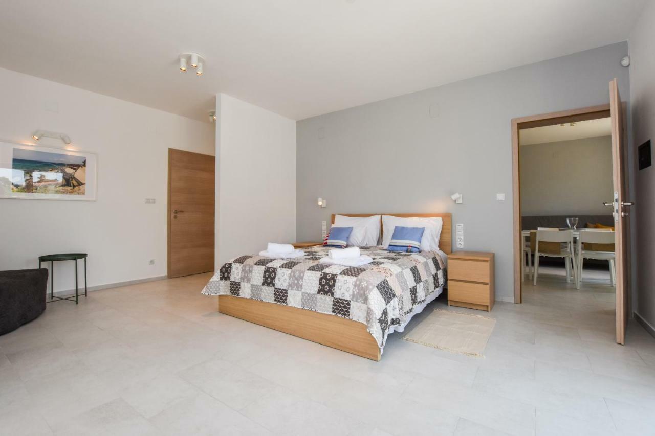 Villa Magena - Luxury Apartments In Pag Center 帕格 外观 照片