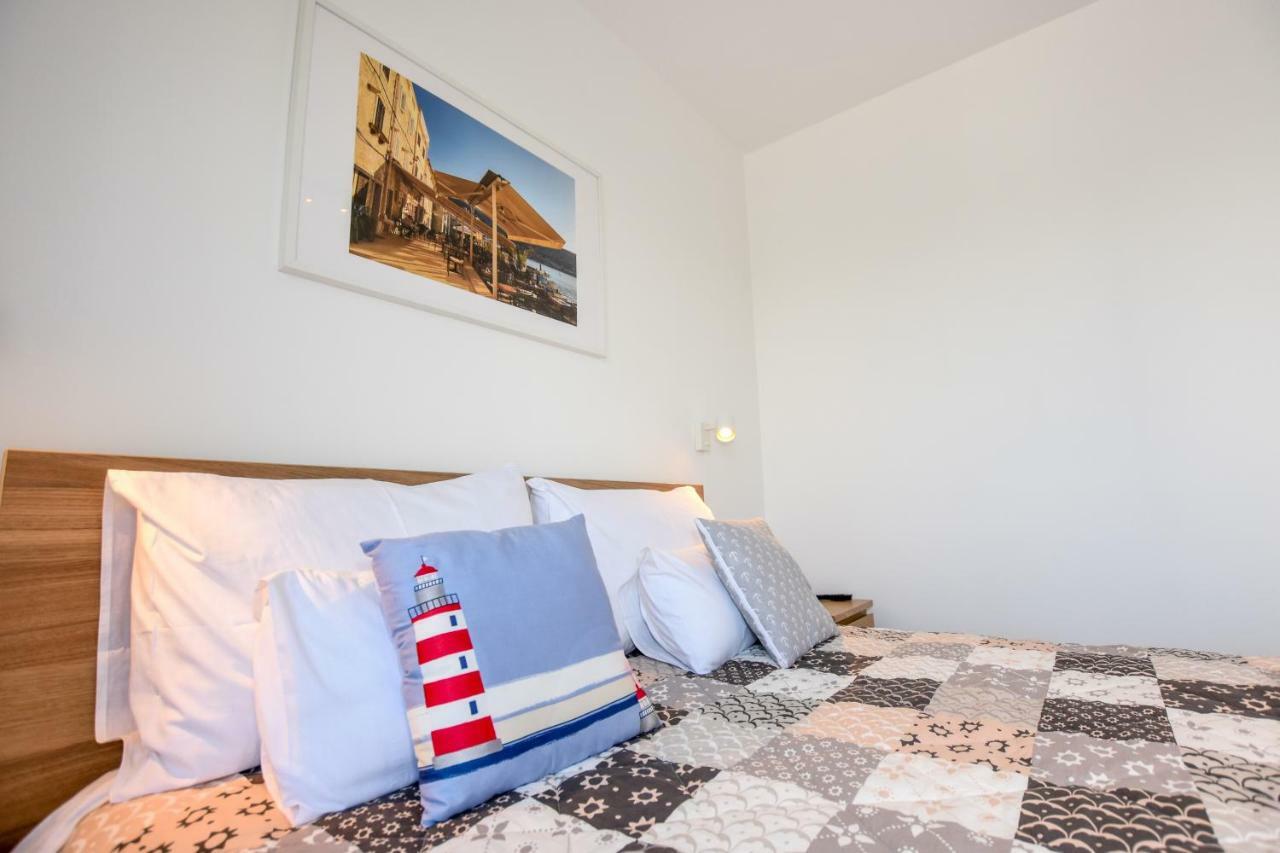 Villa Magena - Luxury Apartments In Pag Center 帕格 外观 照片